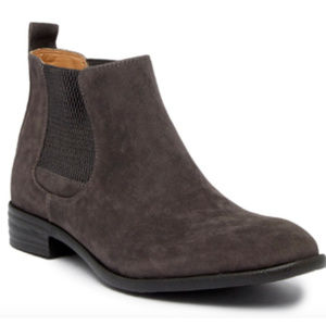 Robert Wayne Charcoal Suede Chelsea Men’s Boots